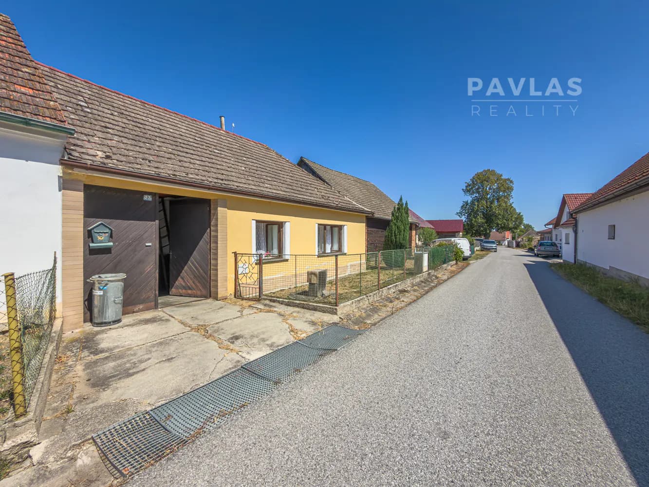 Exkluzivní prodej tradiční chalupy s garáží a zahradou (486 m²) – Novohradsko