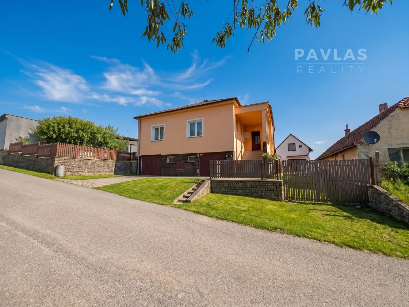 Rodinný Dům 3+1,5 s Výtahem a Potenciálem ve Starých Hodějovicích