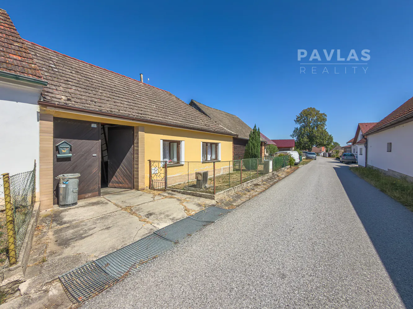 Exkluzivní prodej tradiční chalupy s garáží a zahradou (486 m²) – Novohradsko